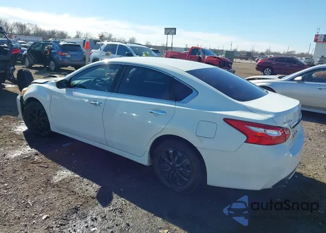 2016 Nissan Altima 2.5/2.5 S/2.5 Sl/2.5 Sr/2.5 Sv z USA, uszkodzony, nr VIN 1N4AL3AP8GN358362